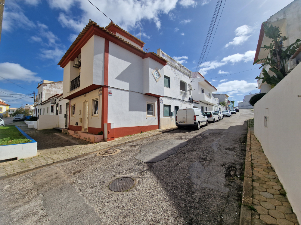 Moradia T2 - Mexilhoeira da Carregação - K-Invest