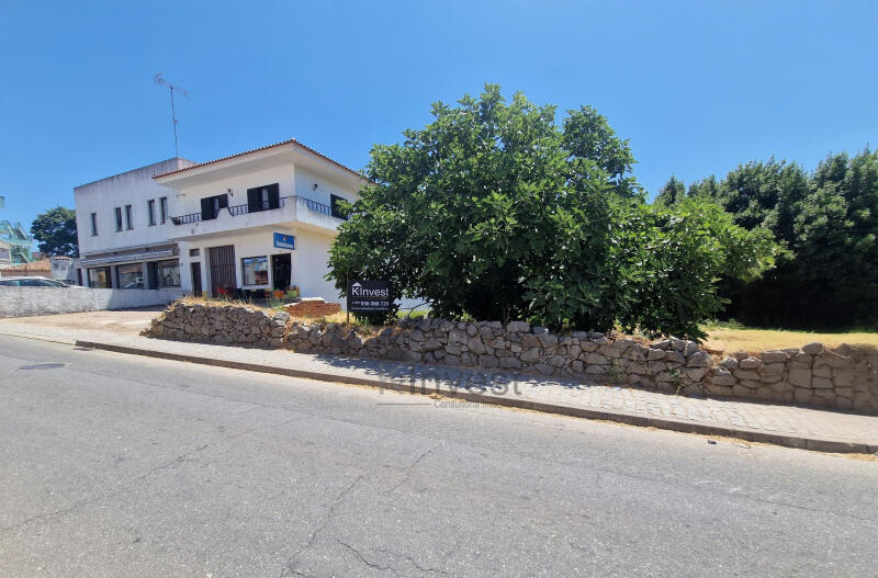 Land for sale in Monchique, Portugal — €100,000