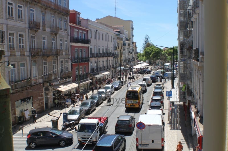 Apartamento T2  em zona turística, junto ao Largo da Graça , Lisboa