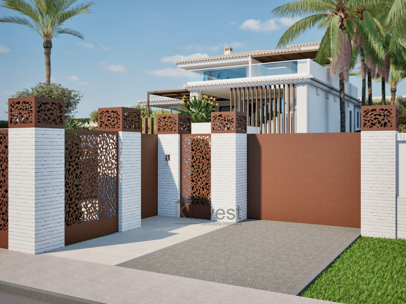 Terreno com Casa para Reabilitar e Projeto Aprovado - Porto de Mós, Lagos