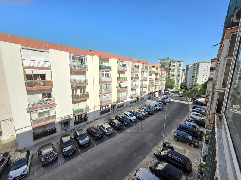 Apartamento T2 em Santo António dos Cavaleiros , Loures - k-Invest